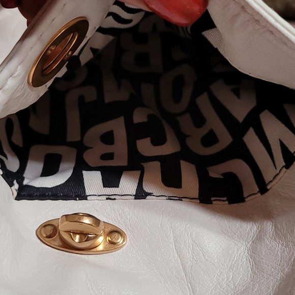 MARC by Marc Jacobs Totally Turnlock Faridah - Picture 12 of 16